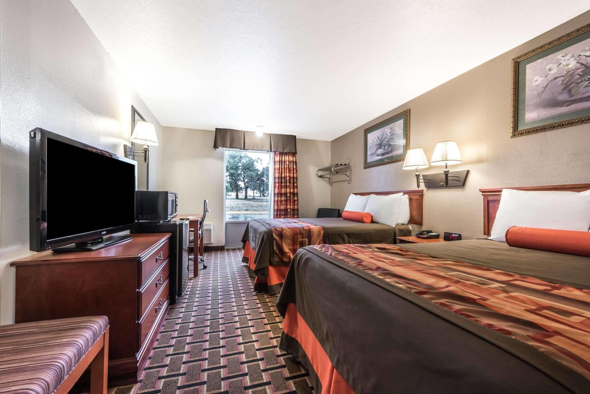 Days By Wyndham Hotel